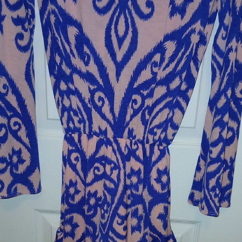 Surf Gypsy Blue and Pink Patterned Romper - Picture 4 of 5